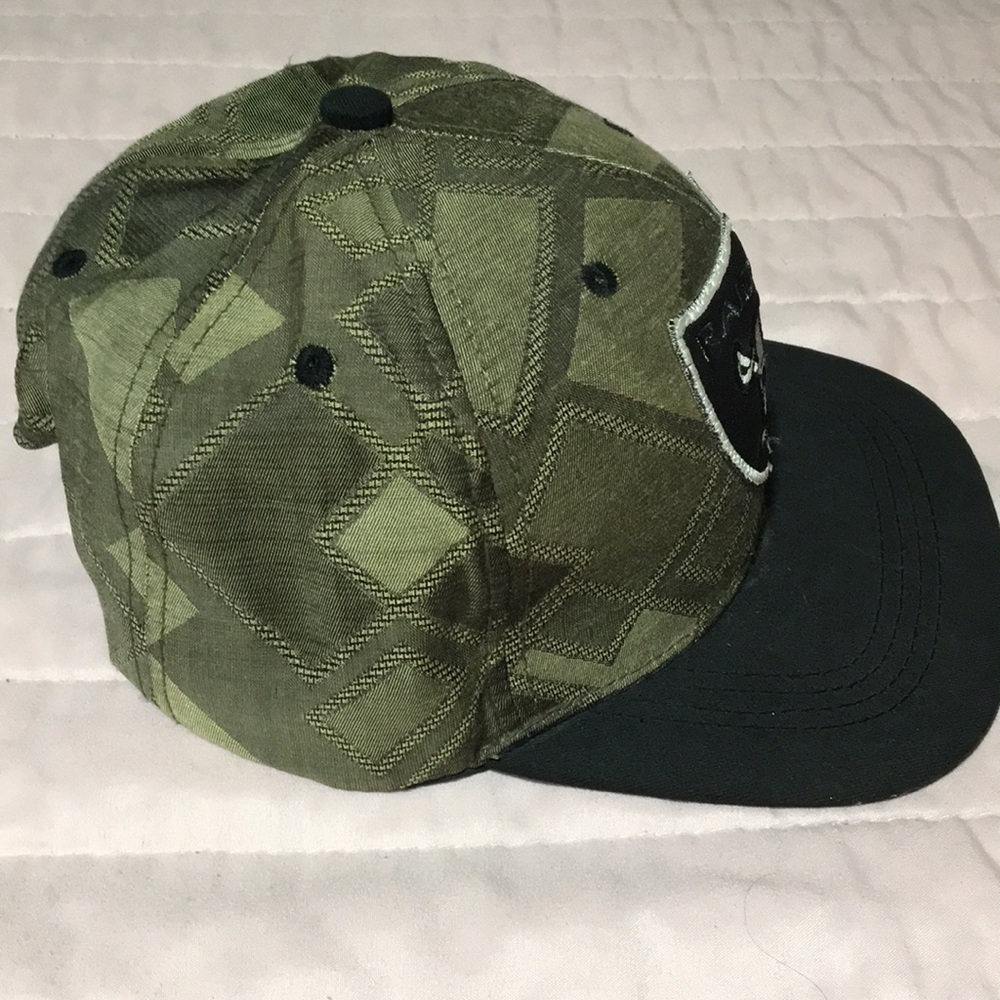 Hat - Picture 2 of 4